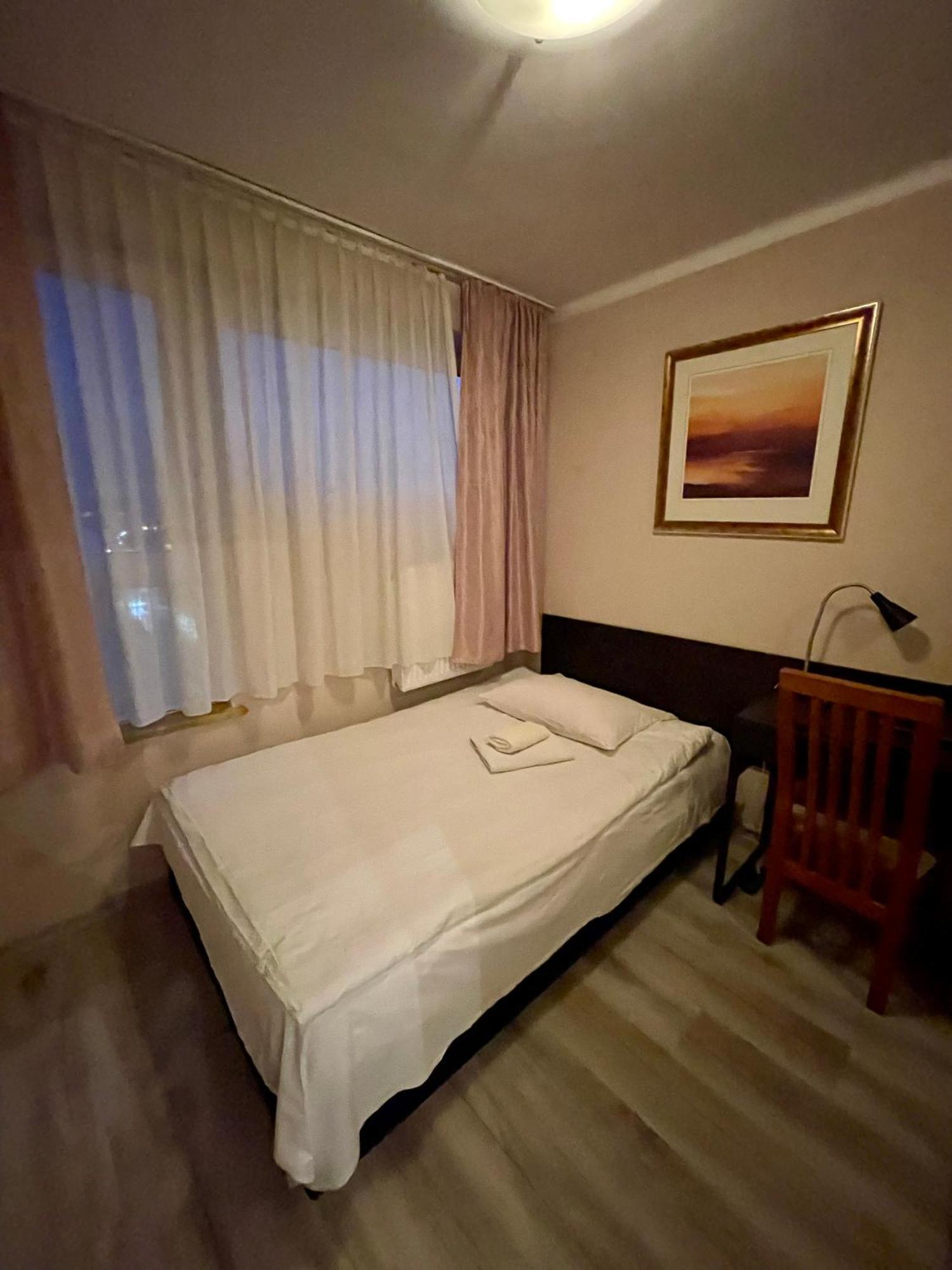Gosciniec Raciborski ราชิบูร์ช ภายนอก รูปภาพ