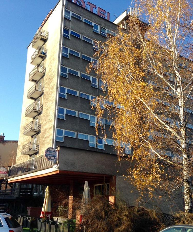 Gosciniec Raciborski ราชิบูร์ช ภายนอก รูปภาพ